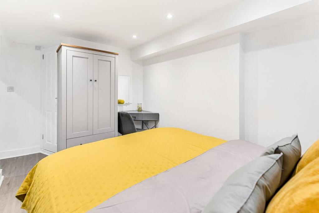 Luxstay Holland Park Apartment With Ac ロンドン エクステリア 写真