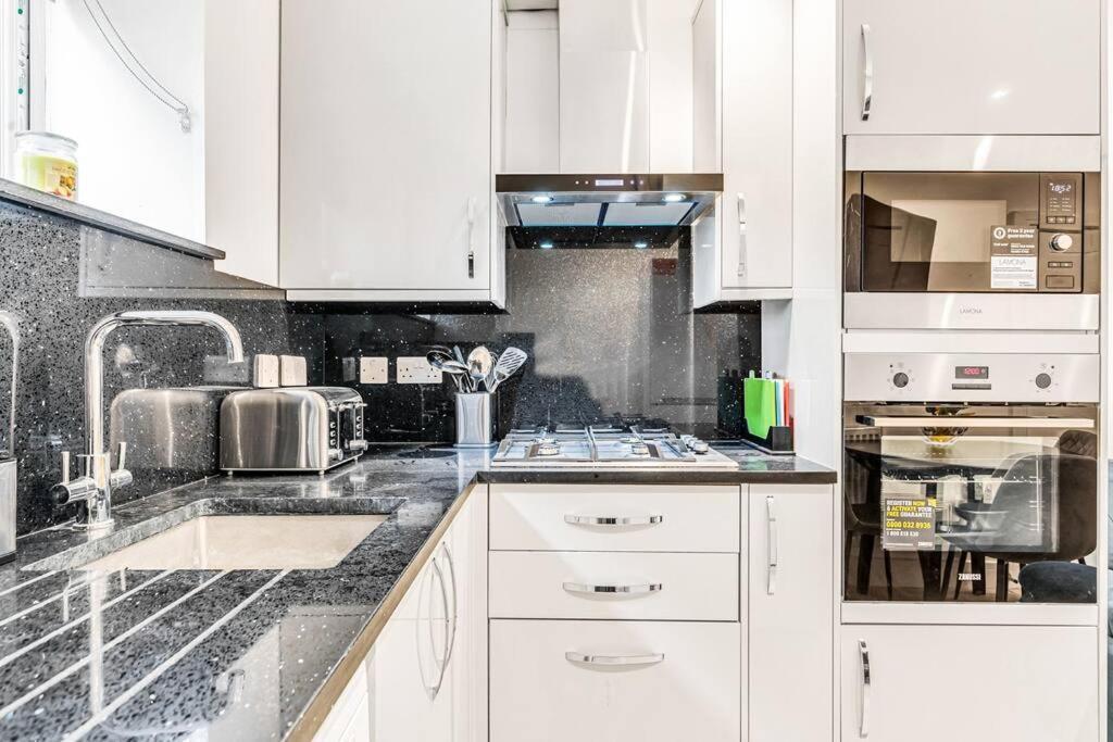 Luxstay Holland Park Apartment With Ac ロンドン エクステリア 写真